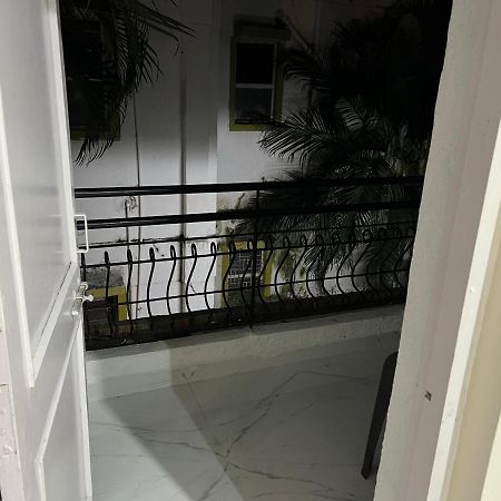 Studio Apartment -Dom Francisco كاندولِم المظهر الخارجي الصورة